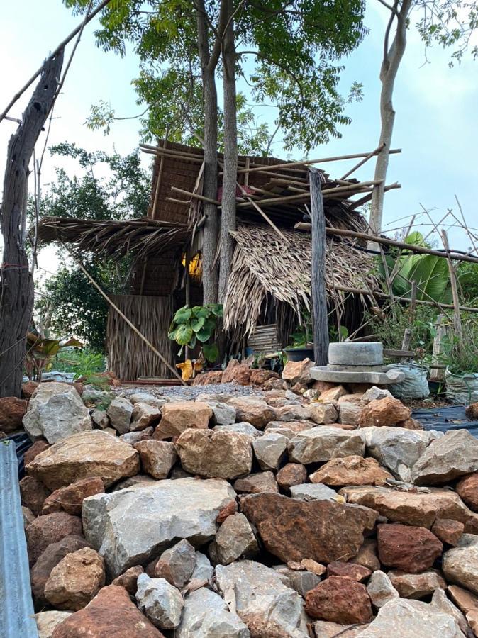 Royal Mountain Hut 호텔 Ratchaburi 외부 사진
