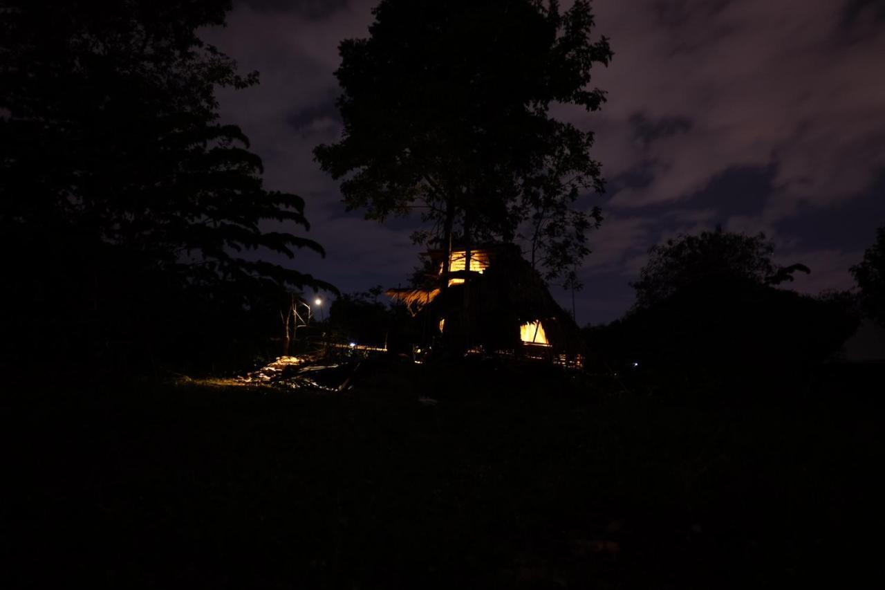 Royal Mountain Hut 호텔 Ratchaburi 외부 사진