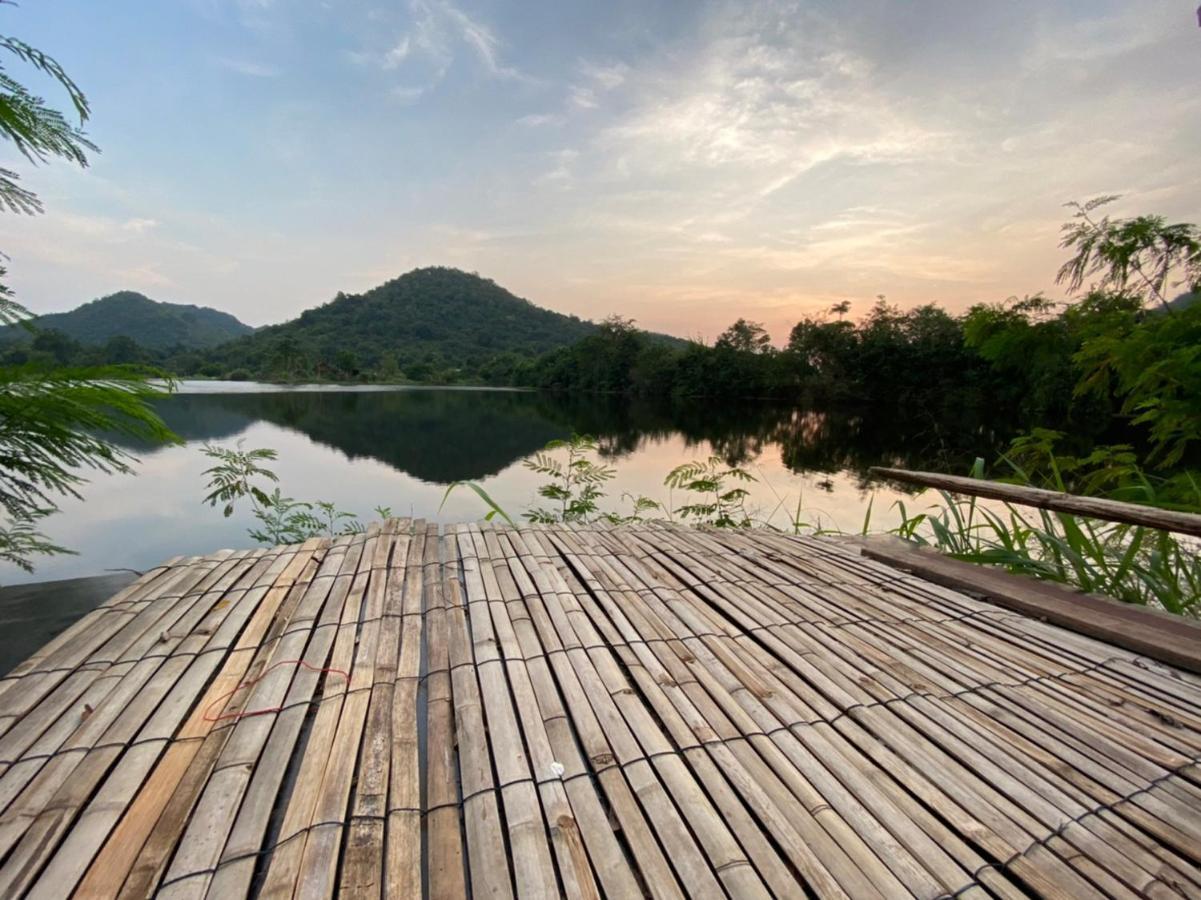 Royal Mountain Hut 호텔 Ratchaburi 외부 사진