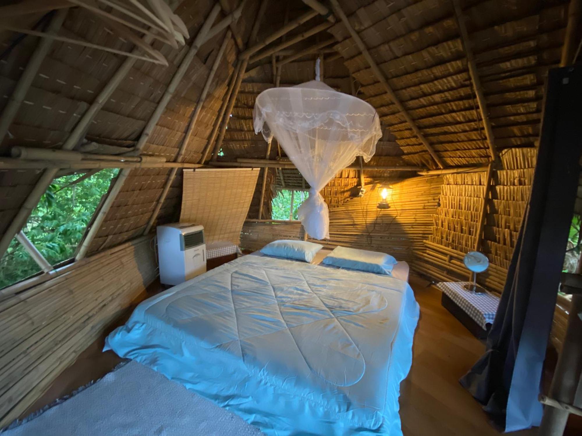 Royal Mountain Hut 호텔 Ratchaburi 외부 사진