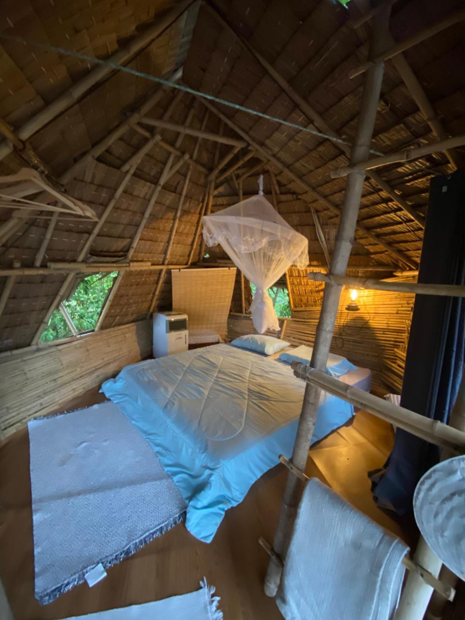 Royal Mountain Hut 호텔 Ratchaburi 외부 사진