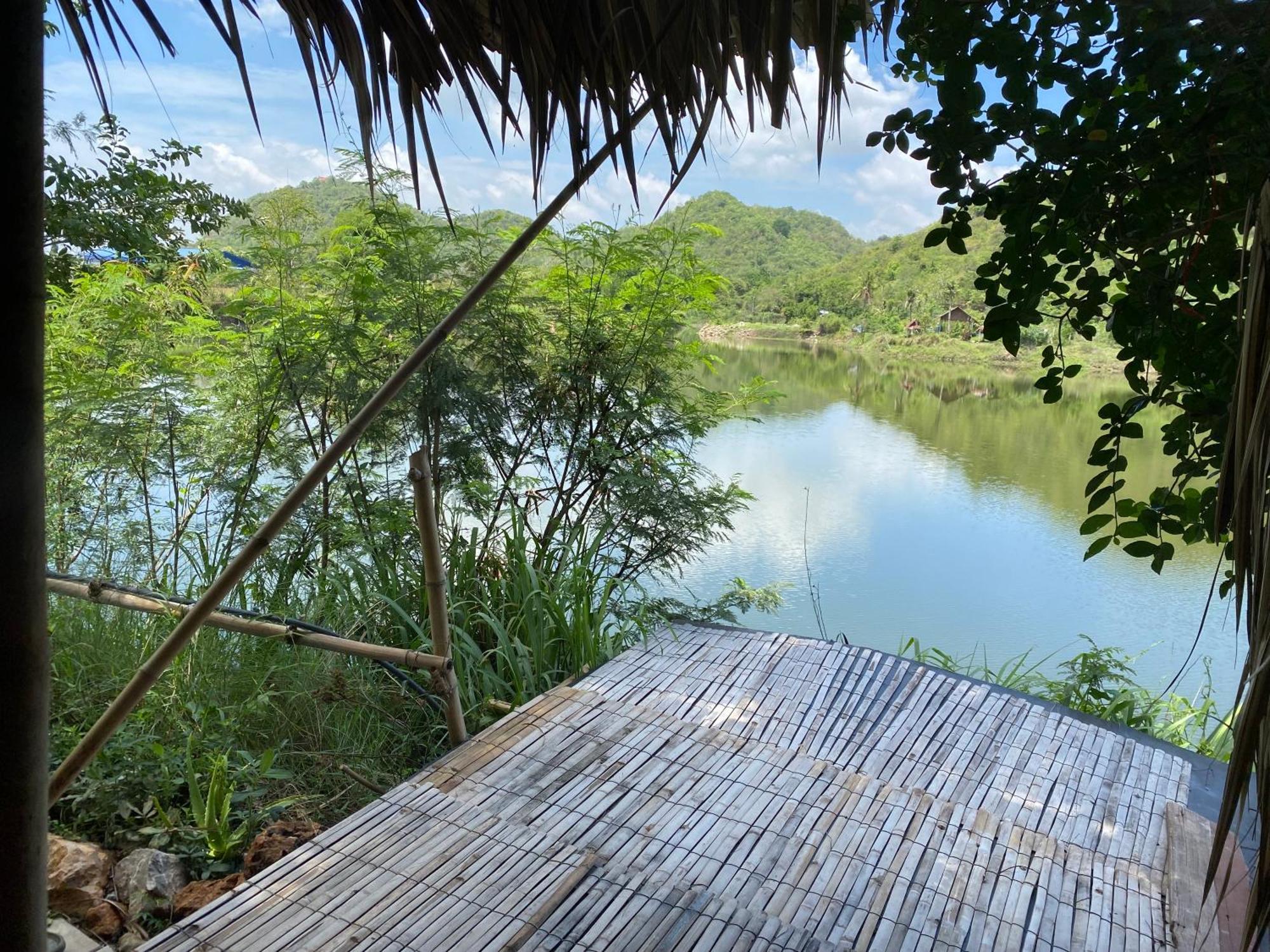 Royal Mountain Hut 호텔 Ratchaburi 외부 사진