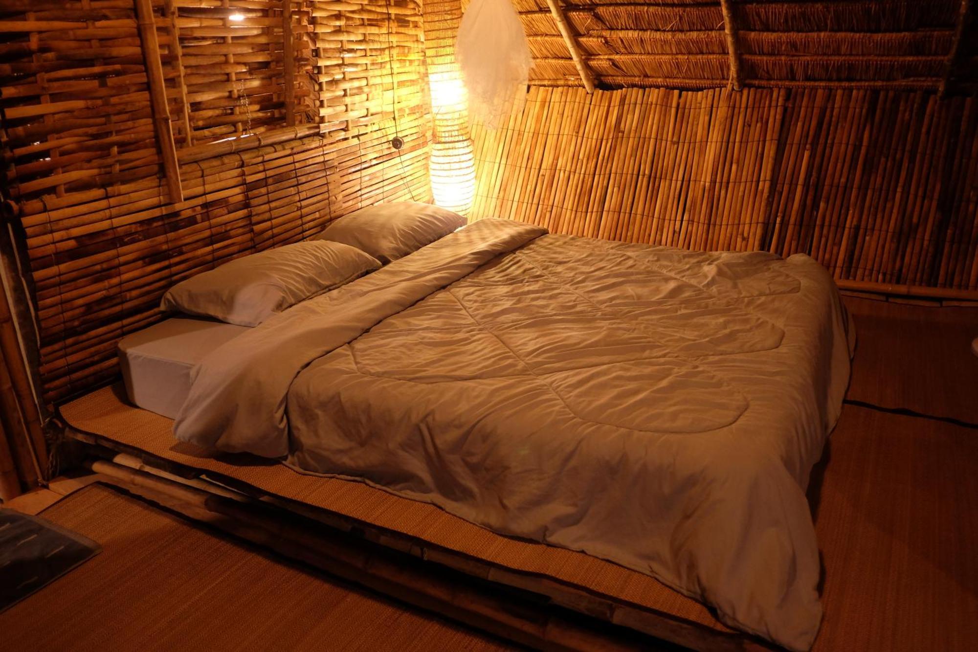 Royal Mountain Hut 호텔 Ratchaburi 외부 사진