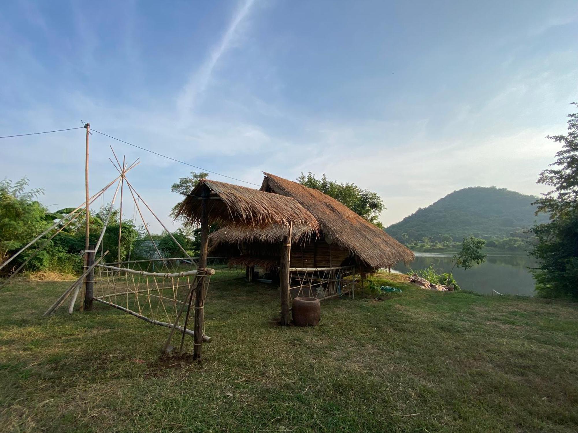 Royal Mountain Hut 호텔 Ratchaburi 외부 사진