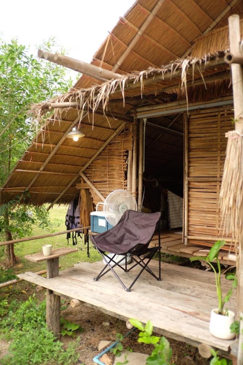 Royal Mountain Hut 호텔 Ratchaburi 객실 사진