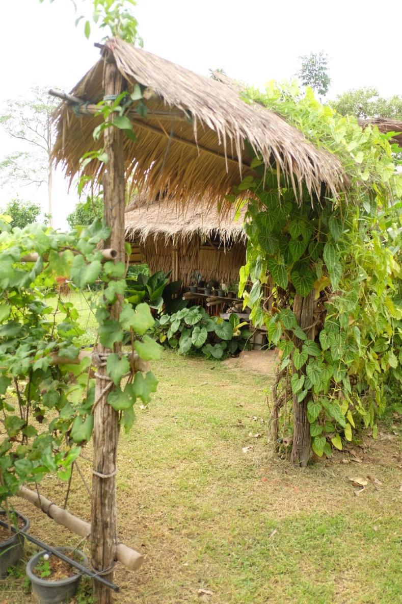 Royal Mountain Hut 호텔 Ratchaburi 외부 사진